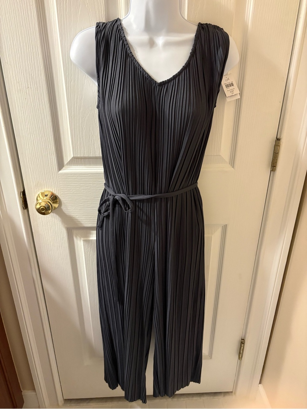 J. Jill Sleeveless Pleated V-Neck Jumpsuit in Charcoal Gray